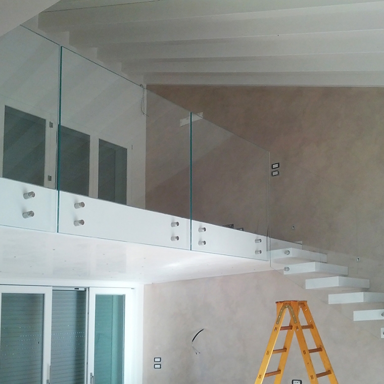 Niero scale e parapetti 17