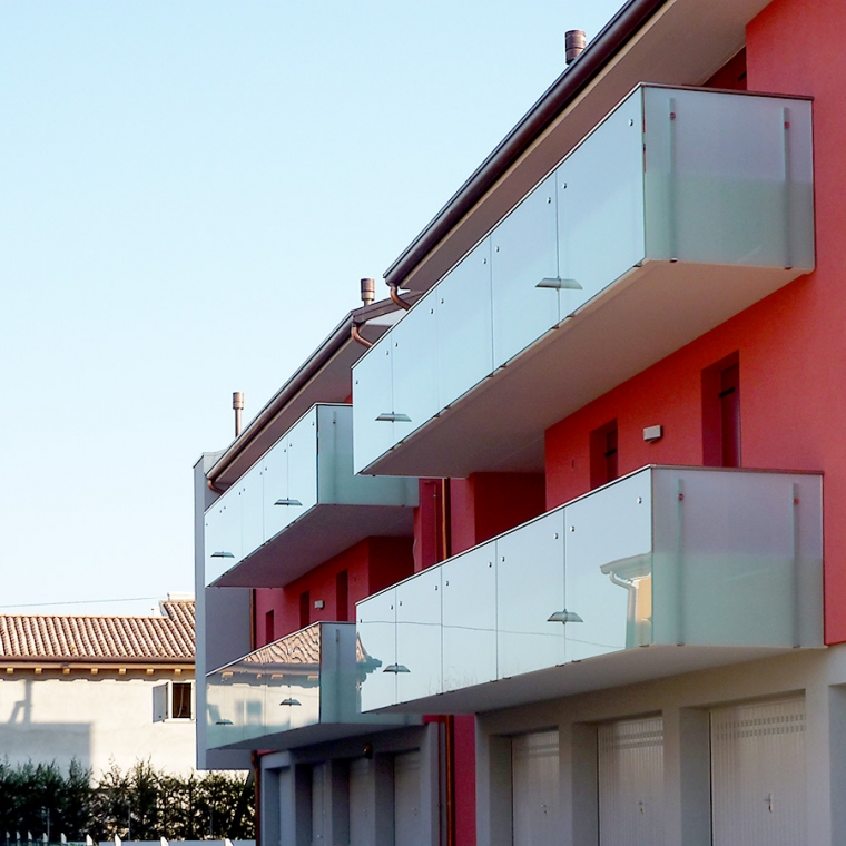 Niero scale e parapetti 25